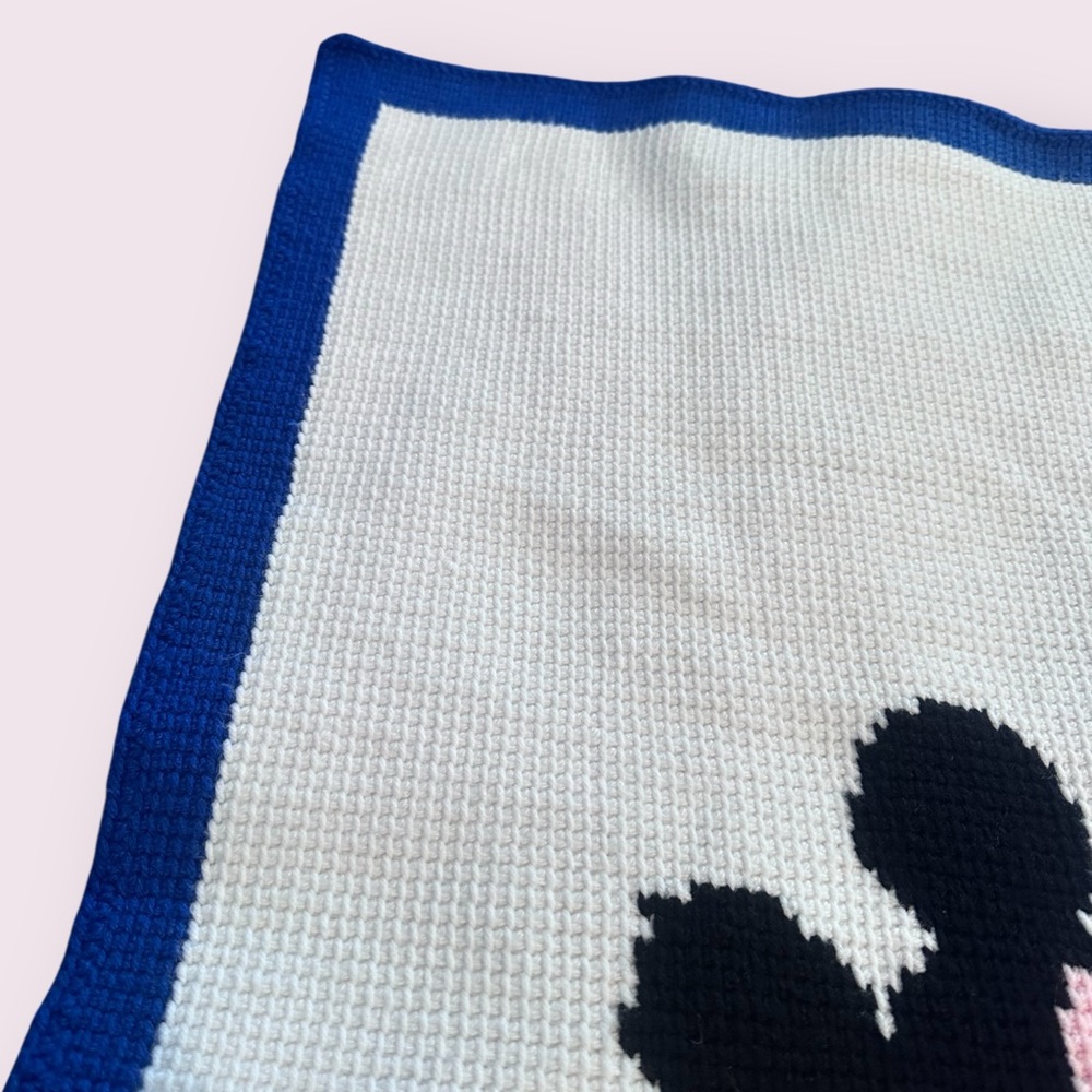 Vintage Handmade Mickey & Minnie Mouse Crochet Knit Blanket Throw Decor 40 x 47" - Picture 7 of 11